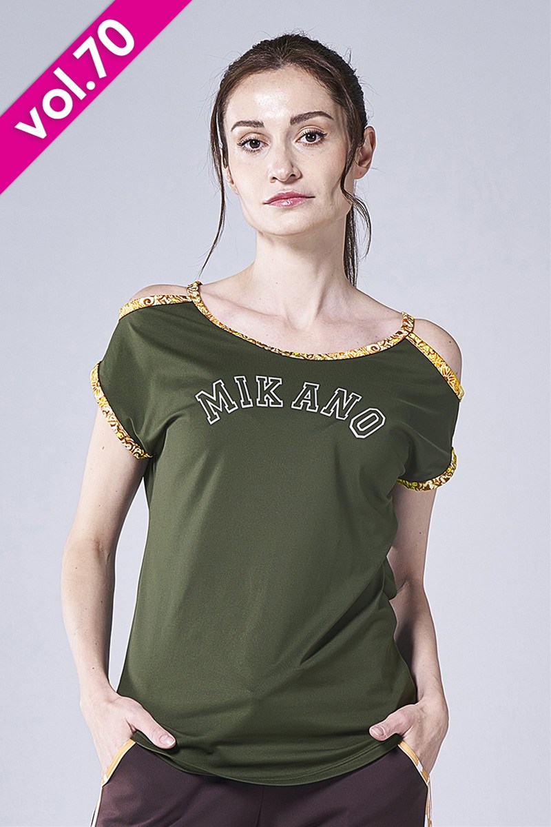 流行り の ブランド  フィットネスウェア 肩開きエアリーTシャツ＊アーミーグリーン | ヨガ・ピラティス