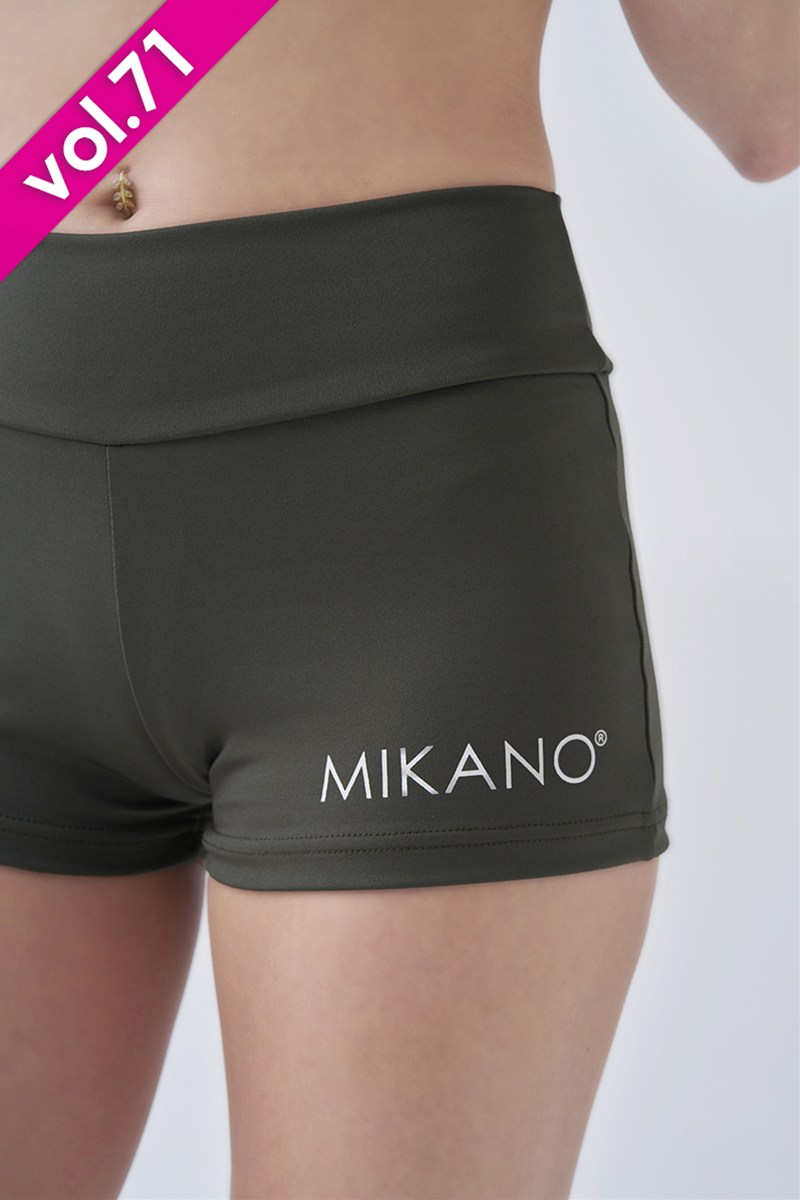 フィットネスウェア | フィットショートパンツ＊アーミーグリーン