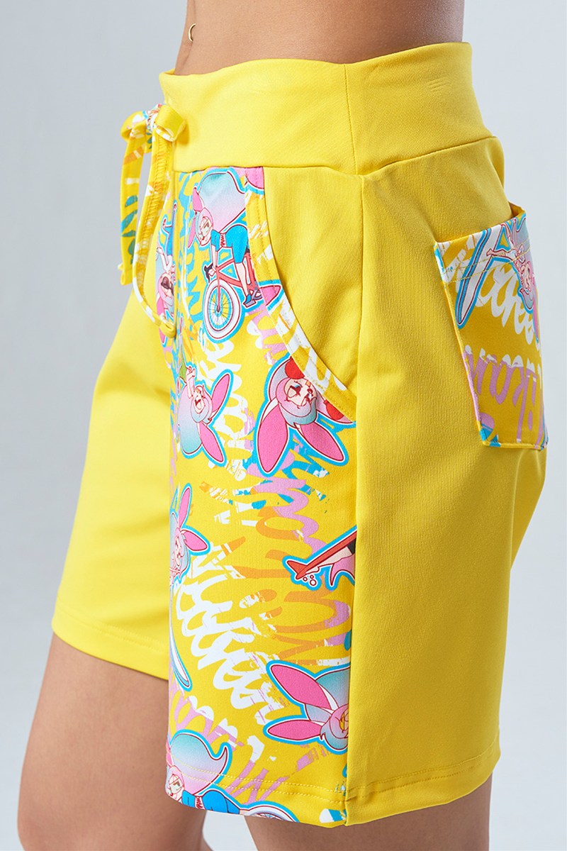 ミディアムパンツ