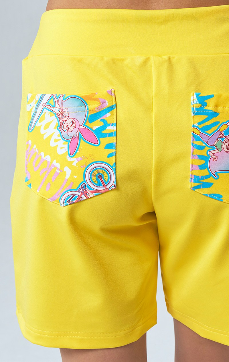 ミディアムパンツ